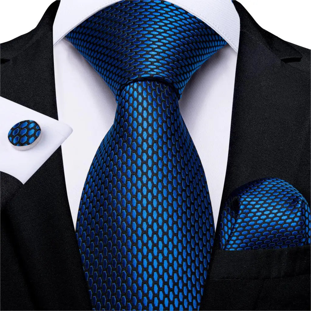 Top Navy Blue Solid Tie for Men 100% Silk Men'S Tie Hanky Cufflinks Neck Tie Suit Business Wedding Party Tie Set MJ-7140